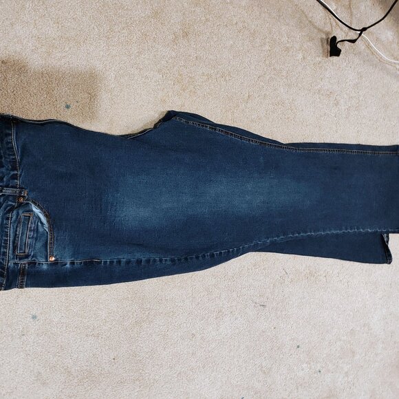 Morgan & Walker Plus Size 30 Jeans – Stretch Denim, Bootcut, Medium Blue - Picture 1 of 7